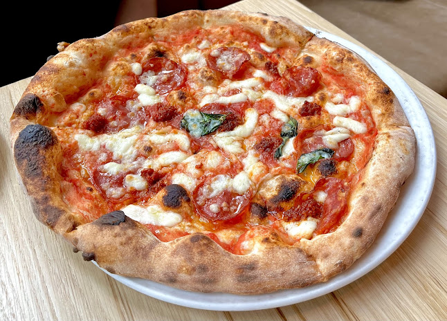 La Pizza & La Pasta - Hospitality and gastronomy