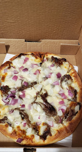 Roadrunner Pizza Whyte Ave - Hospitality and gastronomy