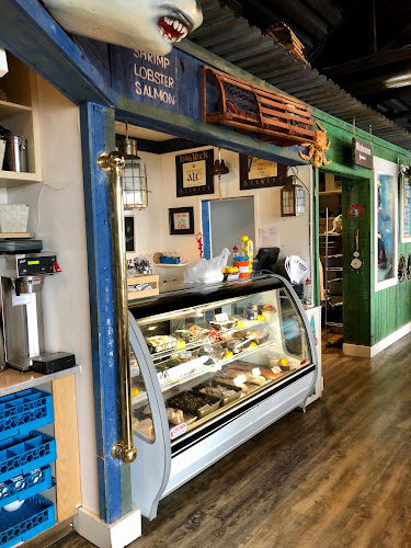 Pelican Pier - Seafood Restaurant & Fish Market - Calgary