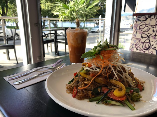 Opinii despre Thai Terrace Restaurant în Kelowna - Hospitality and gastronomy