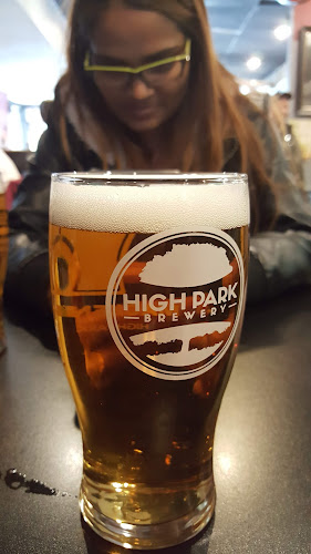 Opinii despre Mackenzies High Park în Toronto - Hospitality and gastronomy