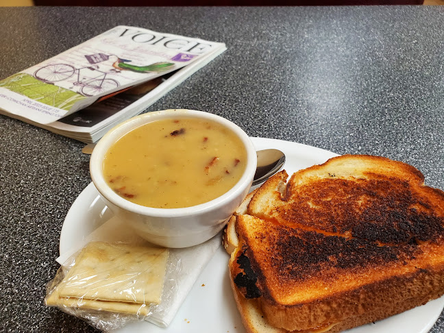 Cherries Ice Cream Parlour - Hospitality and gastronomy