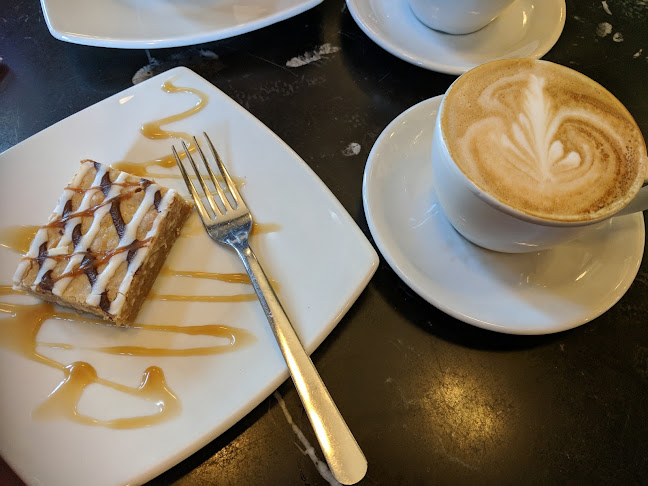 86 John St, Napanee, ON K7R 1H6