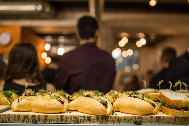 Comentarii opinii despre King + Bannatyne