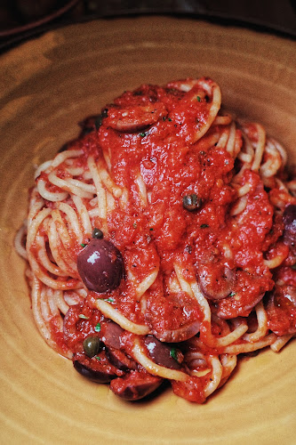 Reviews of Di Beppe Restaurant in Vancouver - Hospitality and gastronomy