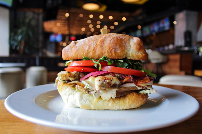 Proof Kitchen + Lounge - Hospitality and gastronomy