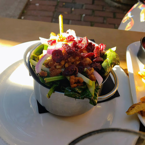 Britt's Pub and Eatery Uptown - Hospitality and gastronomy