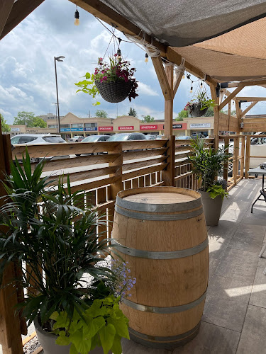 Tide and Vine Oyster House