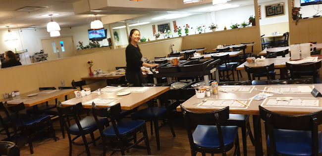 Mark's Family Restaurant - Yellowknife