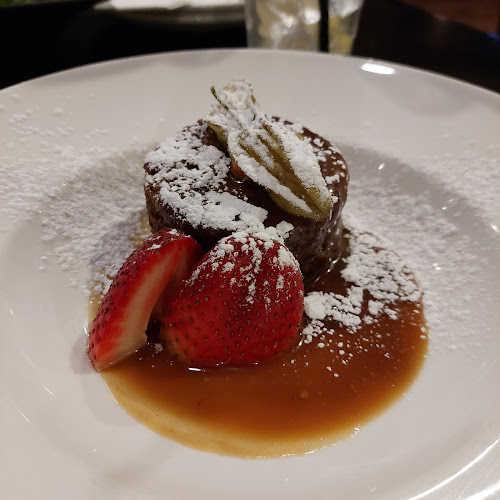 Harold's Kitchen & Bar