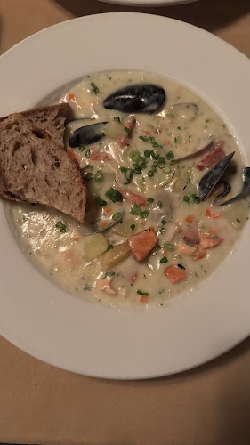 Locals Restaurant - Courtenay