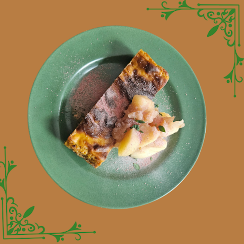 118 Athol St, Whitby, ON L1N 3Y9