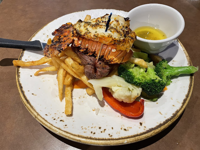 One Eyed Jack Pub & Grill Lindsay - Hospitality and gastronomy