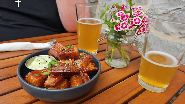 Opinii despre Red House în Kingston - Hospitality and gastronomy