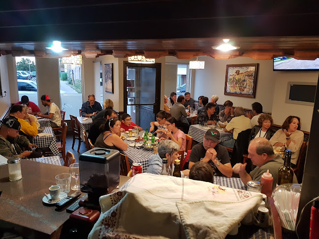 O Cantinho Churrasqueira & Cafe