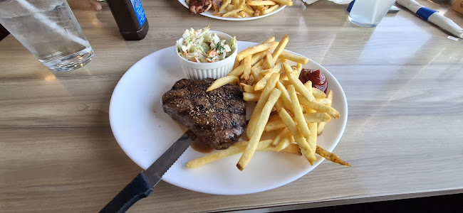 Humpty's Big Plate Diner - Lethbridge - Lethbridge