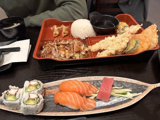 Sushi Island