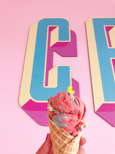 Duckies Dairy Bar - Hospitality and gastronomy