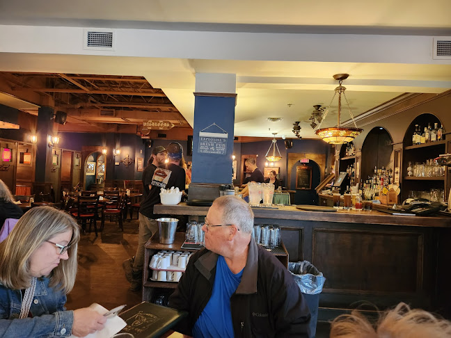 The Old Triangle - Hospitality and gastronomy