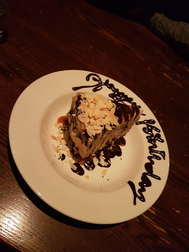 1631 102 St NW, Edmonton, AB T6J 5Z8