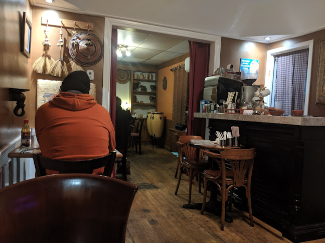 Tiny Table - Cornwall