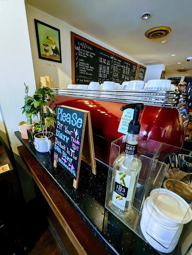 Comentarii opinii despre Bean Around The World