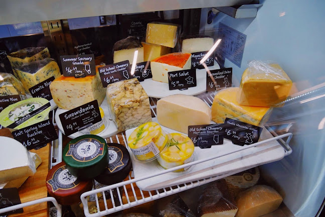 Comentarii opinii despre Wild Bros Meat & Cheese