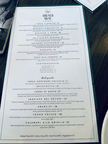 La Vecchia Restaurant Uptown