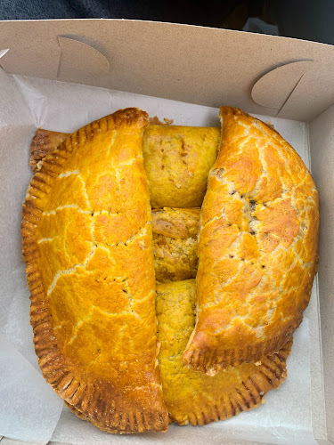 Opinii despre Dolly's Jerk Joint în Sarnia - Hospitality and gastronomy