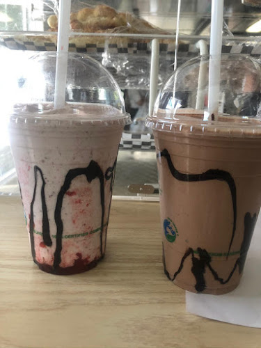 Opinii despre Sawa Market & Cafe în Calgary - Hospitality and gastronomy