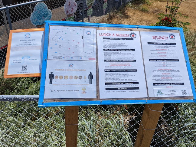 Comentarii opinii despre JP'Eats Firehouse Kitchen & Grill Ltd