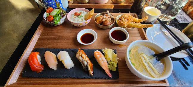 Nubo Kitchen + Bar(Johnson Street Bridge Location) - Hospitality and gastronomy