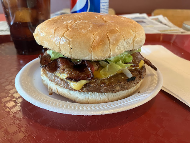 Opinii despre John Anderson Charcoal Broil Hamburgers în Mississauga - Hospitality and gastronomy