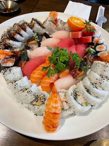 Opinii despre Hana Sushi Japanese Restaurant în Abbotsford - Hospitality and gastronomy