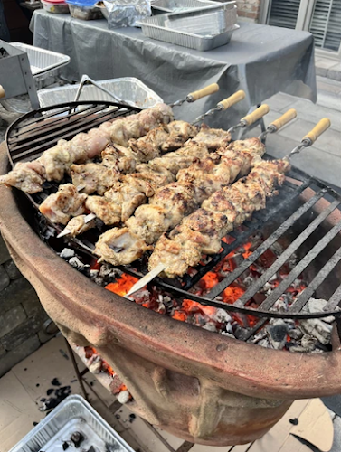 Opinii despre FOOD CABBIE BISTRO FOOD TRUCK (LIVE ON-SITE CATERING) în Richmond Hill - Hospitality and gastronomy