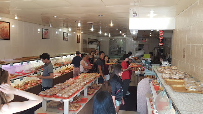 Ding Dong Pastries & Cafe