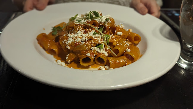 La Vecchia Restaurant Uptown - Hospitality and gastronomy