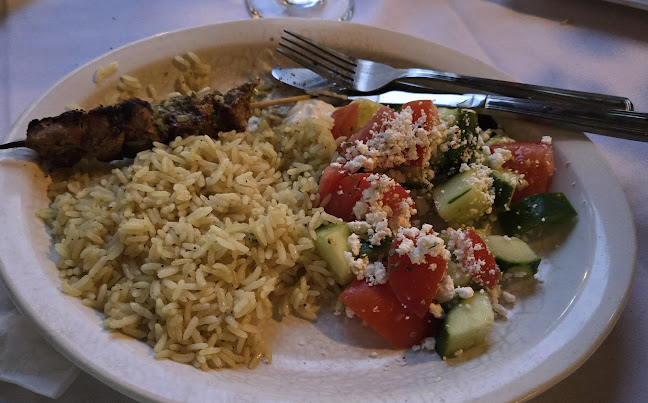 Yiannis Taverna Greek Restaurant - Hospitality and gastronomy