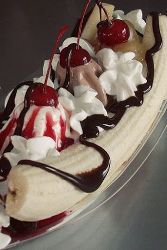 Comentarii opinii despre Mega Cone Creamery / Ice cream truck | Mobile Caterer : London, Ontario