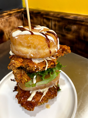 M&CO. Burgers Vaughan - Concord