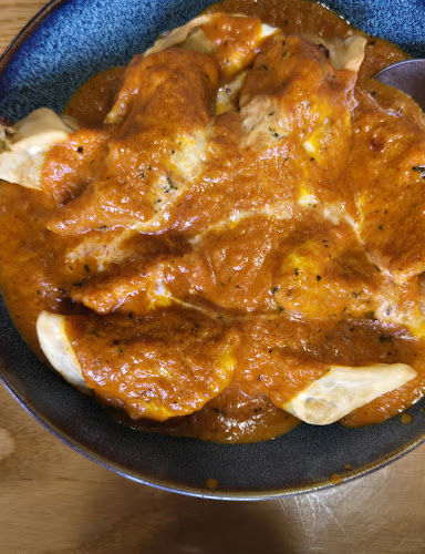 Opinii despre Kathmandu Bar and Grill în Surrey - Hospitality and gastronomy