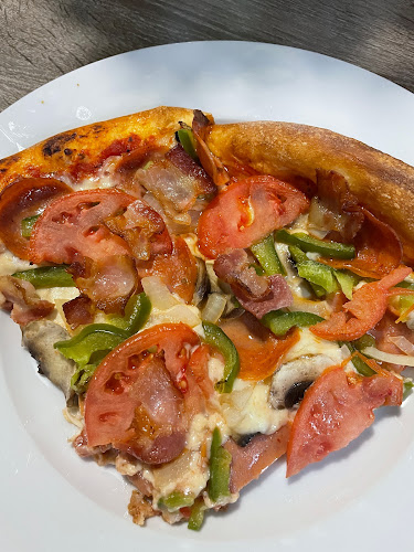 997 Bay St., Toronto, ON M5S 3C4