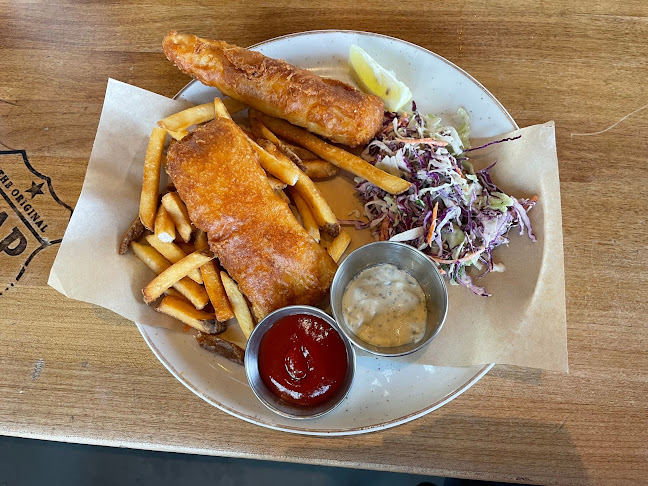 Tap & Barrel • Shipyards - North Vancouver