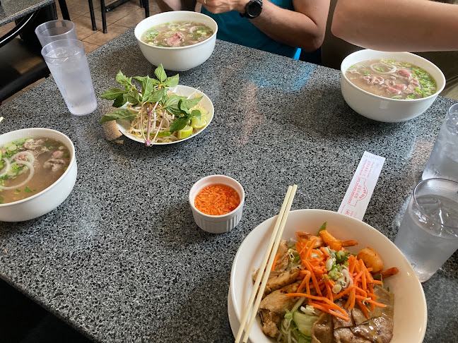 Pho Kim Restaurant - Hospitality and gastronomy