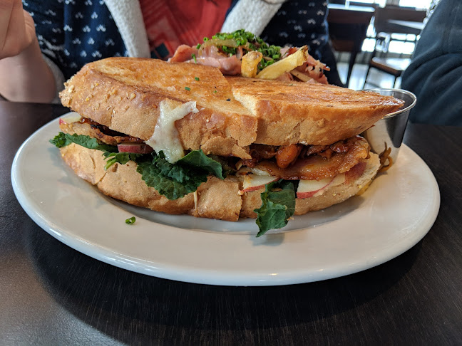 Bardō Guelph - Hospitality and gastronomy