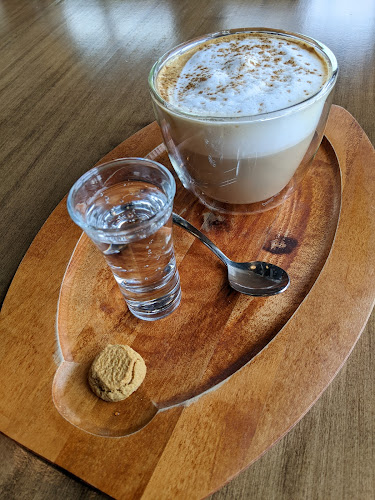 904 Paisley Rd, Guelph, ON N1K 0C6