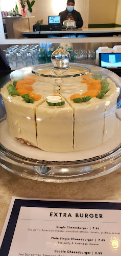 Extra Burger Oakwood - Hospitality and gastronomy