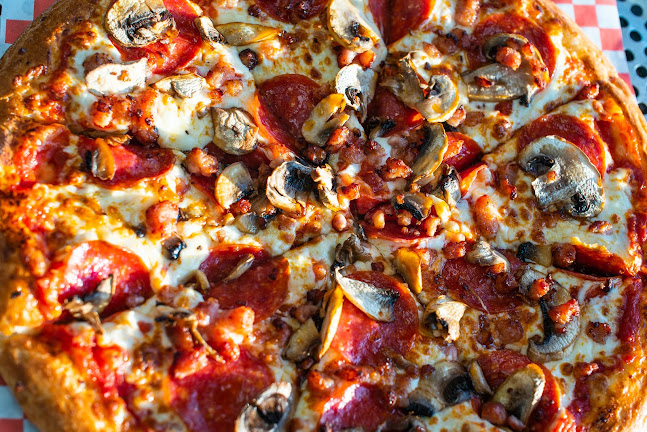 Four Brothers Pizza - Hospitality and gastronomy