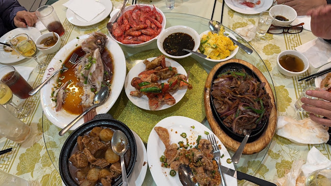 Comentarii opinii despre Lucky Joy Restaurant(Best Price on Website!)