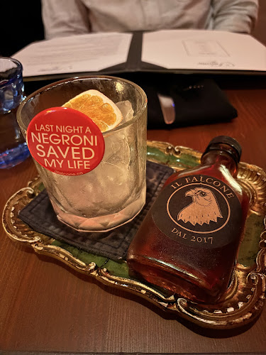 Opinii despre Il Falcone Restaurant în Courtenay - Hospitality and gastronomy